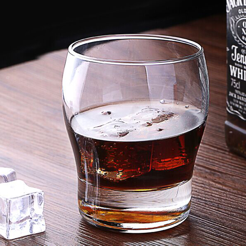 Transparent unique design lead free round whiskey glass with thick bottom